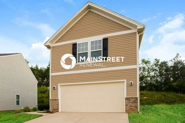 Building Photo - 3 Bedroom Pet-Friendly Home in Concord, NC with Main Street Renewal