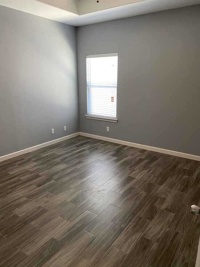 Foto del edificio - 513 Teague Avenue