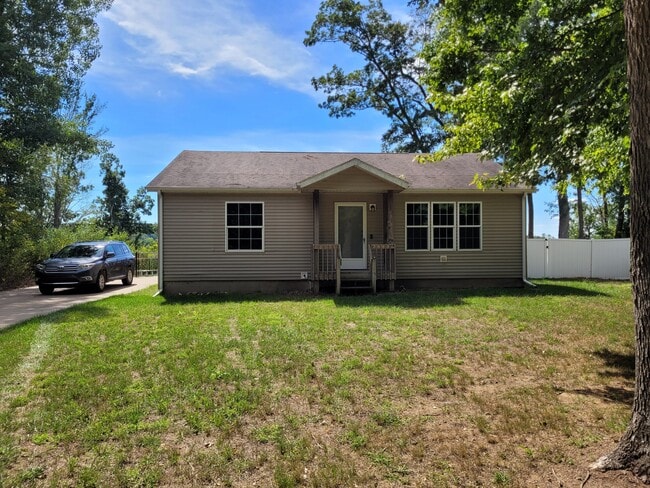 Building Photo - 6088 Pointview Ct