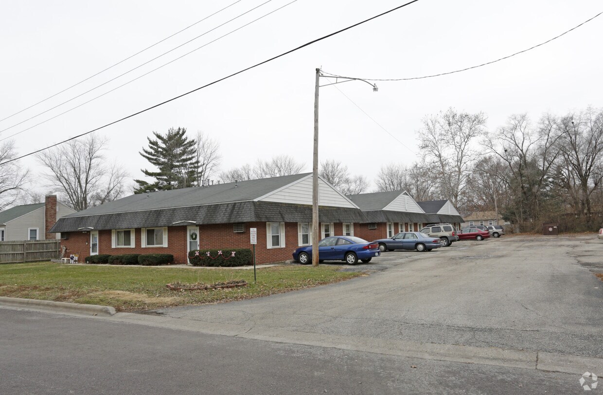 Primary Photo - Sun Valley Apartments