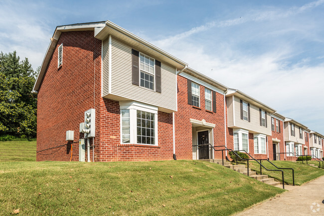 Building Photo - Cumberland Manor Apartments