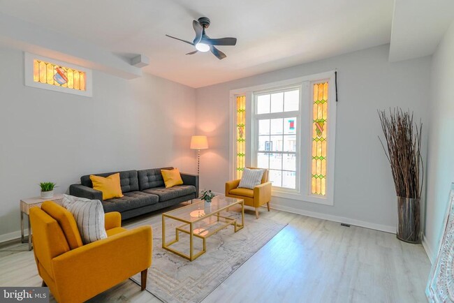 Building Photo - 3603 Oakmont Ave