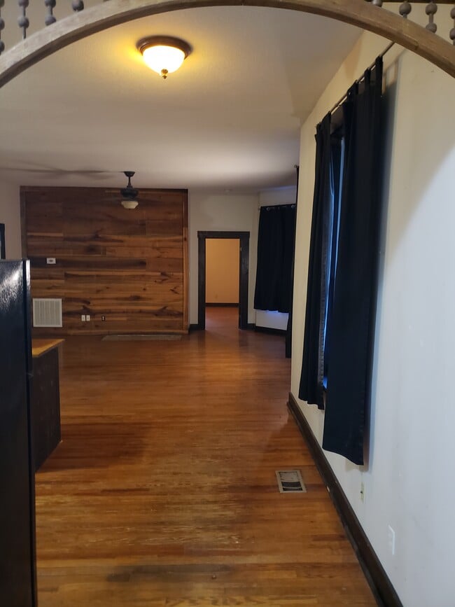 Livingroom - 1422 Coker Ave