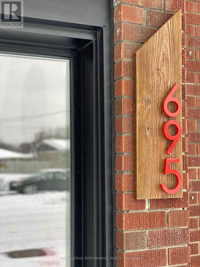 Building Photo - 695 Morgan St