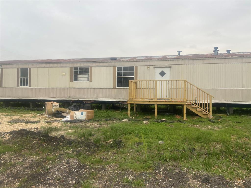 9311 Johnson Rd Unit 400R, Wallis, TX 77485 Room for Rent in Wallis