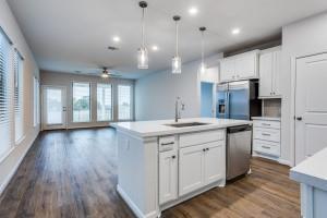Building Photo - 112 Los Olives Ln