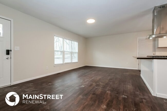 Foto del edificio - 17243 Chestnut Dr