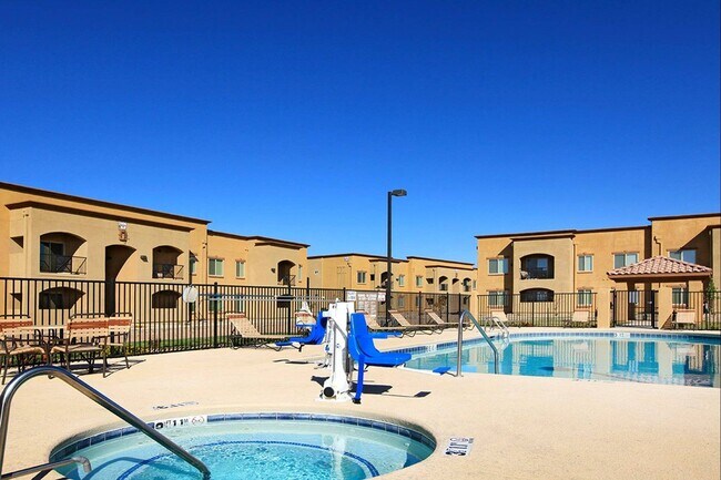 Building Photo - Raintree Apartments