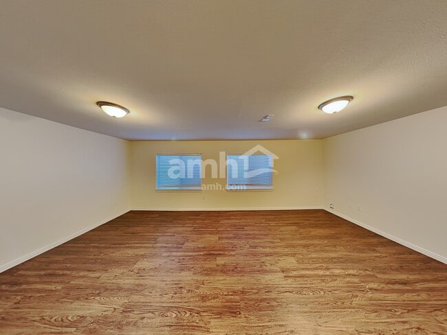 Building Photo - 13839 Ralph H Way