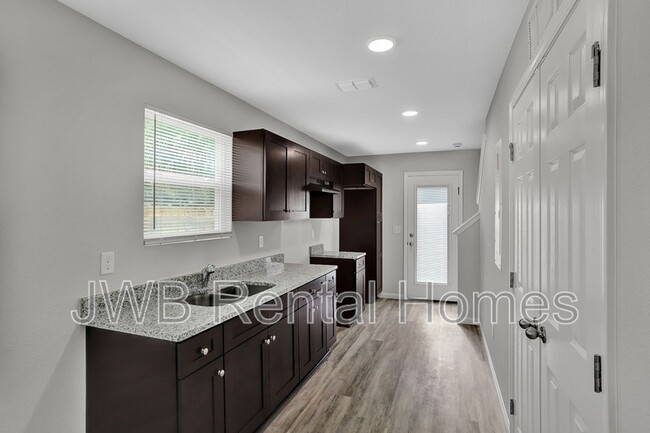 Foto del edificio - 1256 Pippin St