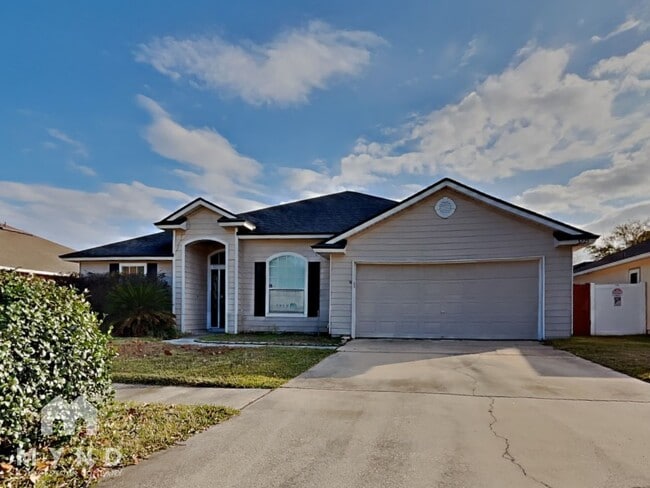 Building Photo - 3225 Button Wood Dr