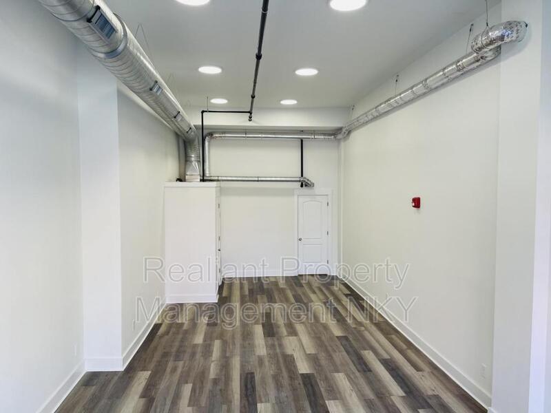 Building Photo - 809 Madison Ave