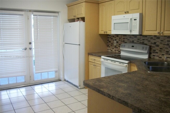 Photo - 9307 NW 121st St House