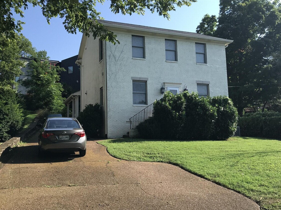3204 Acklen Ave, Nashville, TN 37212 House Rental in Nashville, TN