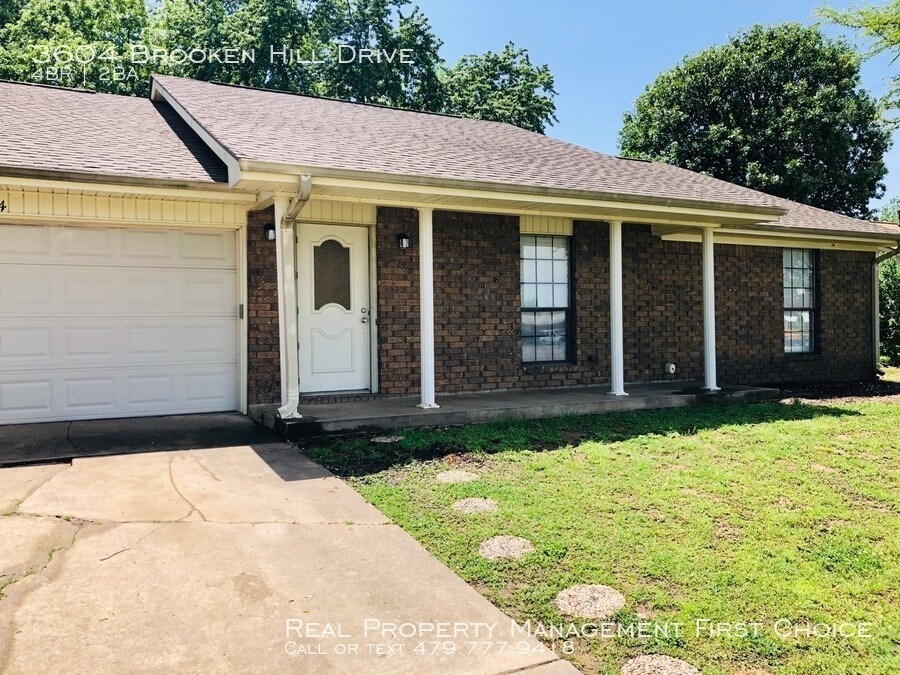 Primary Photo - For Rent! Bottom of Fianna Hills!