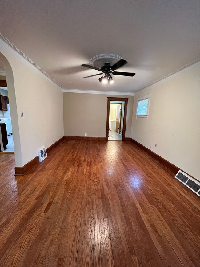 Building Photo - 131 Townsend