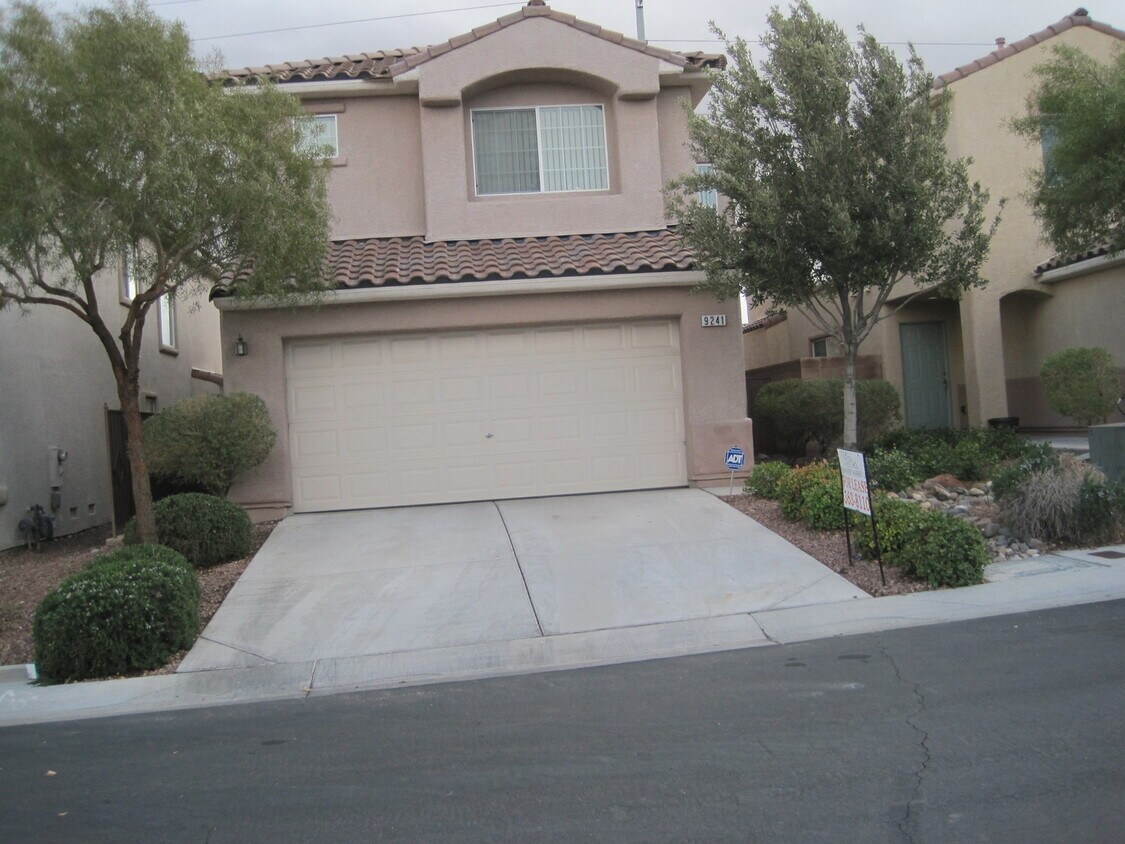 Primary Photo - 9241 Harbor Stream Ave