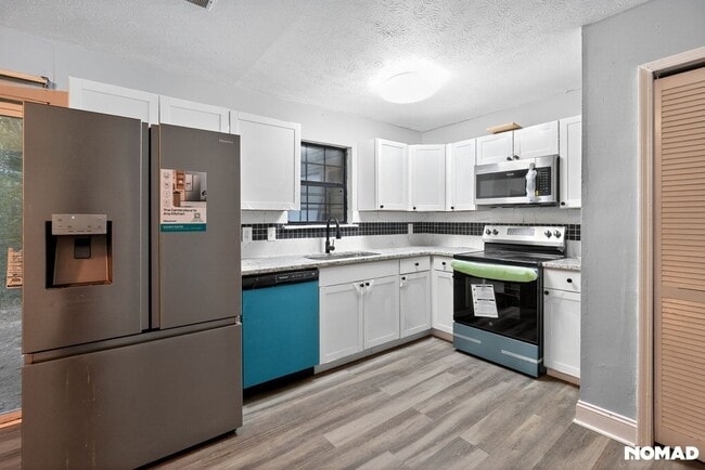 Foto del edificio - 5952 Stonewall Dr