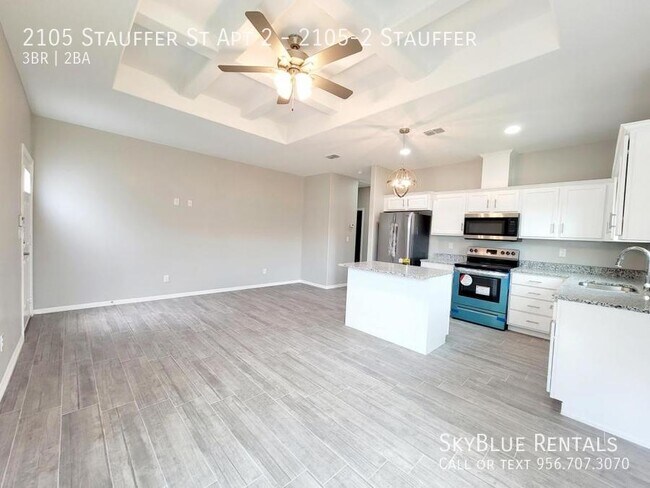 Building Photo - 2105 Stauffers St