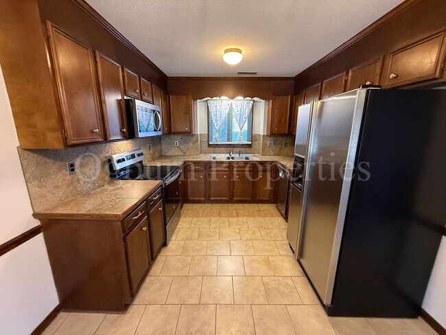 Foto del edificio - 1906 Winding Ridge Rd