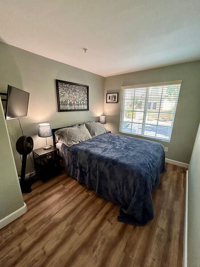 Foto del edificio - Stunning Townhome in the Heart of Otay Lakes, Chula Vista