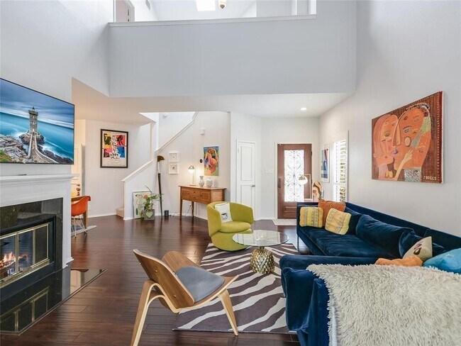 Foto del edificio - 4117 Bayberry Dr