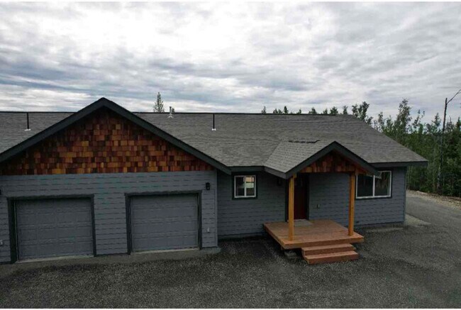 Building Photo - 10651 W Backus Dr