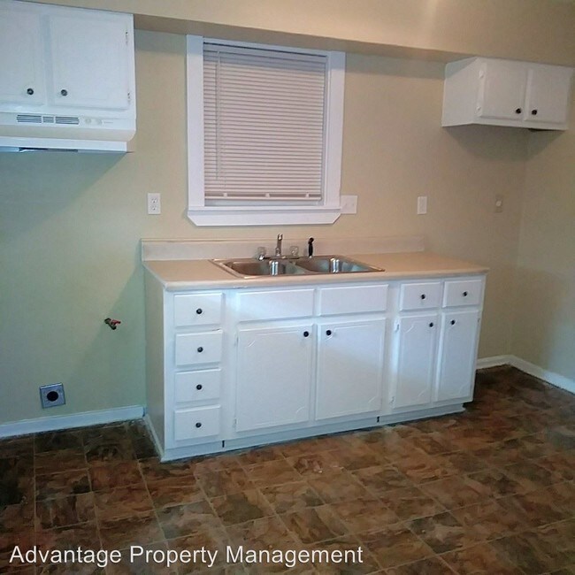 Building Photo - 5 br, 2 bath House - 167 Honduras Ave.