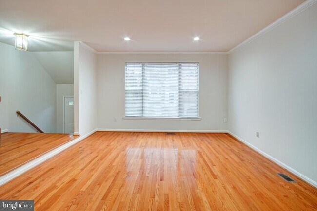 Building Photo - 6912 Kerrywood Cir