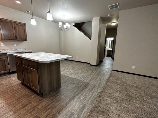 Building Photo - Liberty Homes