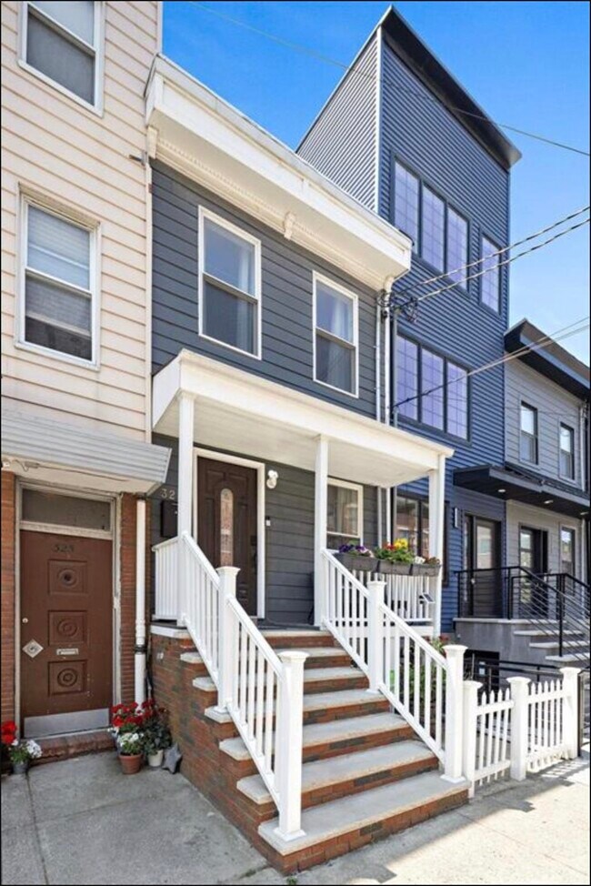 Foto del edificio - 327 7th St