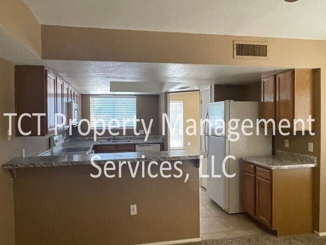 Foto del edificio - Spacious 3 Bedroom on Cul-de-Sac!