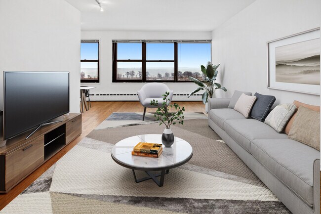 Foto del edificio - 3410 N Lake Shore Dr