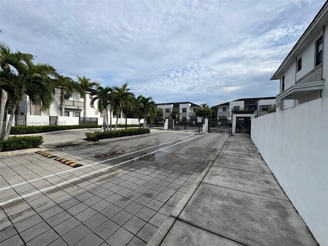 Building Photo - 11706 SW 106th Terrace
