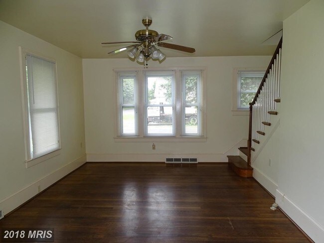 Building Photo - 4 bedroom in Chambersburg PA 17202