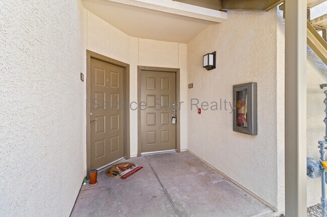 Foto del edificio - 6900 E Princess Dr