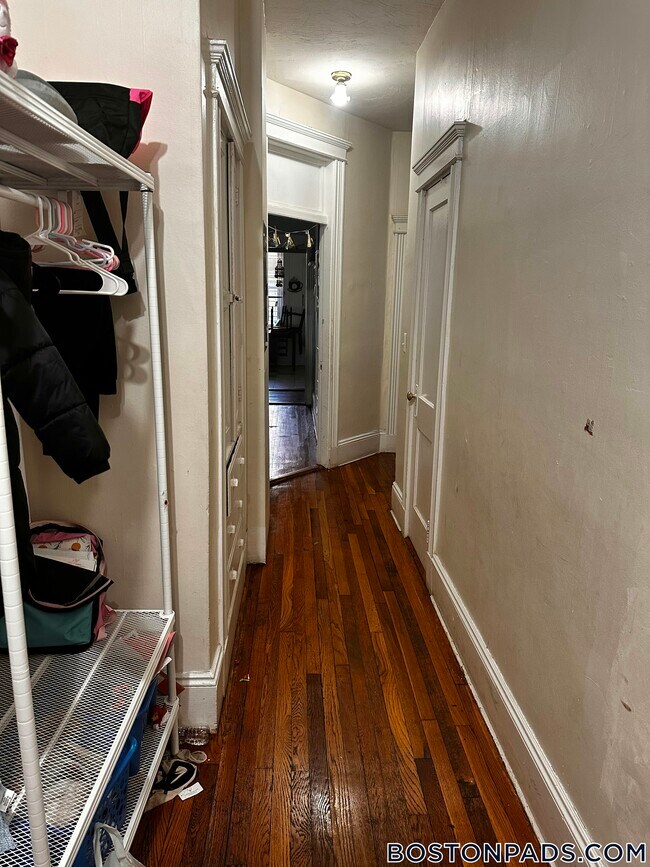 Building Photo - 7 Price Rd