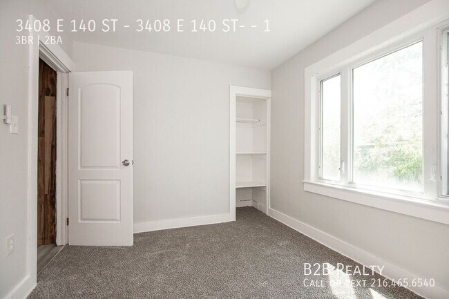 Foto del edificio - 3408 E 140th St