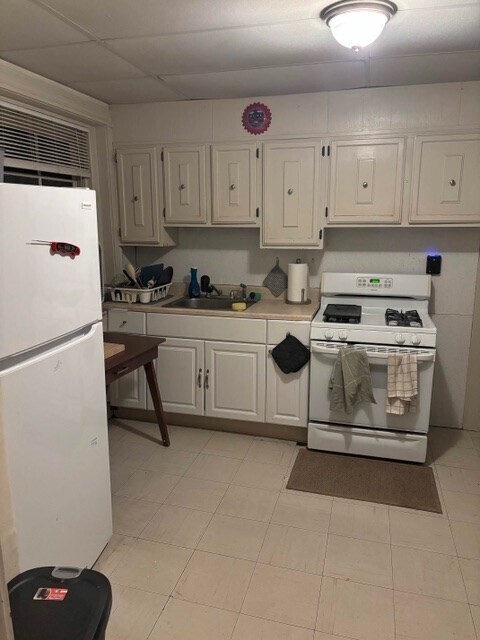 Building Photo - 55 Magazine St