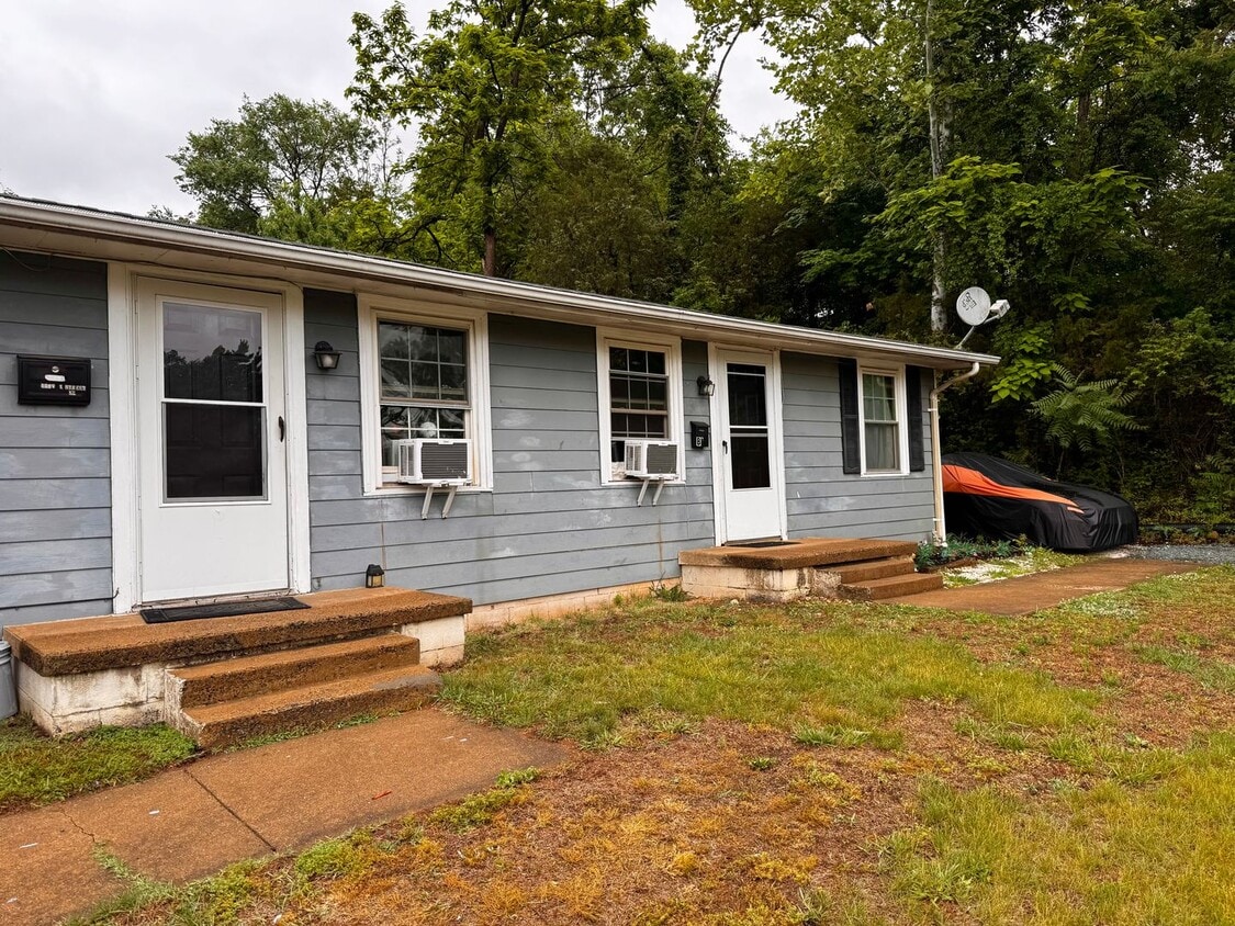 Photo - 1508 6th St. SE