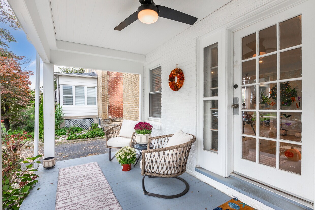 Foto principal - 615 Dayton Rd