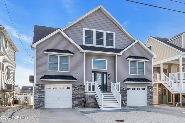 Foto del edificio - 44 Harold Ln