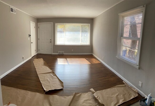 Foto del edificio - Fully Remodeled 2 Bedroom 1 Bathroom Home