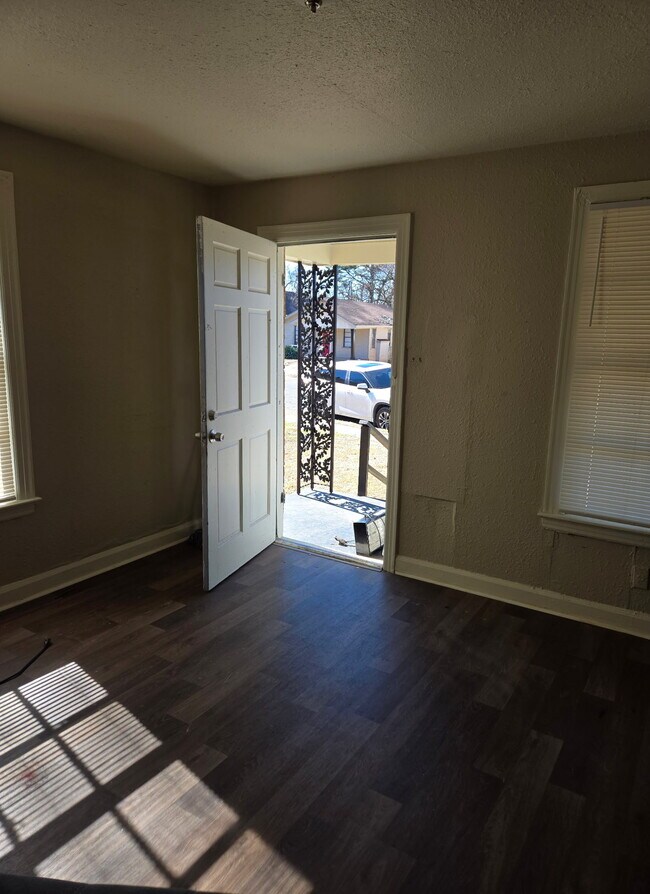 Foto del edificio - 1518 Chandler St