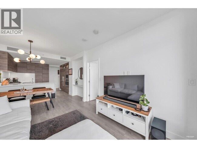 Photo du bâtiment - 7358 Edmonds St