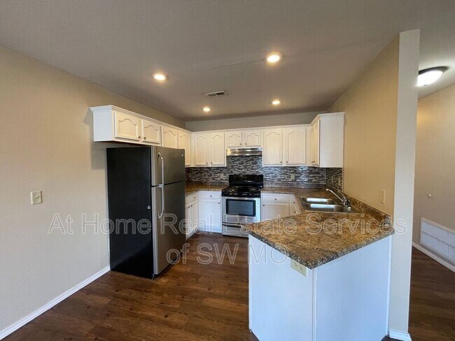 Foto del edificio - 1115 S Clifton Ave