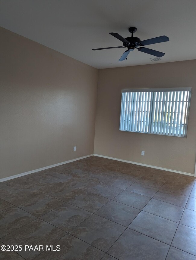 Building Photo - 4580 N Calle Santa Cruz