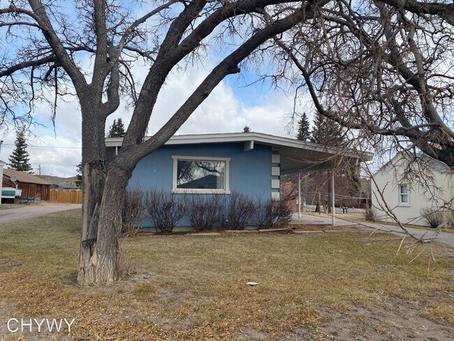 Building Photo - 2 br, 1 bath House - 242 Miller Lane