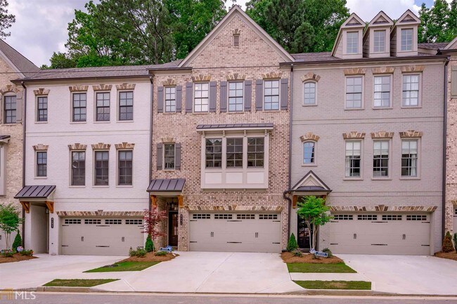 Foto del edificio - 2494 Skyland Dr NE