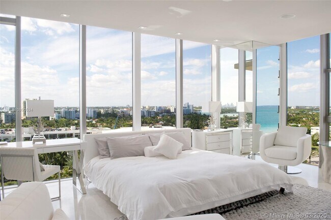 Foto del edificio - 9701 Collins Ave